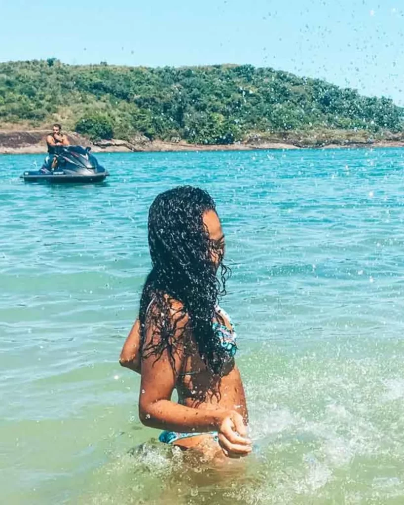 Vix Viagens: O Guia Completo para Descobrir os Destinos Mais Incríveis do Espírito Santo 2 Vix Viagens, turismo Espírito Santo, roteiros incríveis ES, Pedra Azul, Guarapari, Vitória ES, Vila Velha, praias secretas ES, viagem inesquecível, destinos imperdíveis, dicas Vix Viagens, roteiro Espírito Santo, viagem capixaba