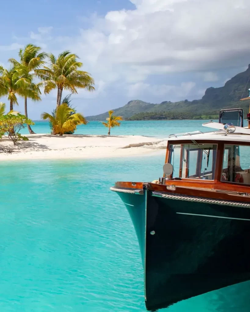 Como funciona o RCI viagens? Guia completo para transformar sua propriedade de férias em experiências incríveis 3 Embarque para o paraíso Saiba como funciona o RCI viagens para desfrutar de destinos exclusivos com conforto.