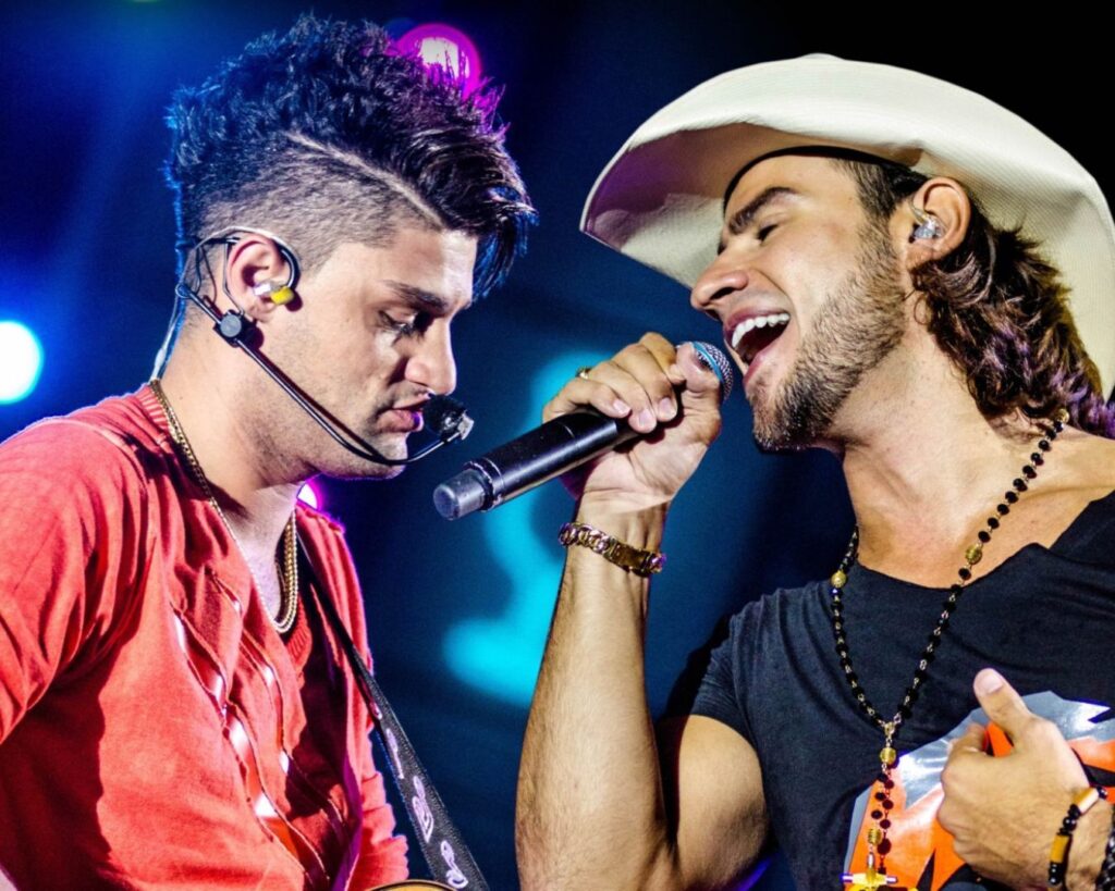 Guia Completo: O Show de Munhoz & Mariano na Expoagro de Castelo 2025 1 O show de Munhoz & Mariano na Expoagro de Castelo 2025 acontece dia 31 de julho. Confira a data, informações sobre o evento e programe-se!