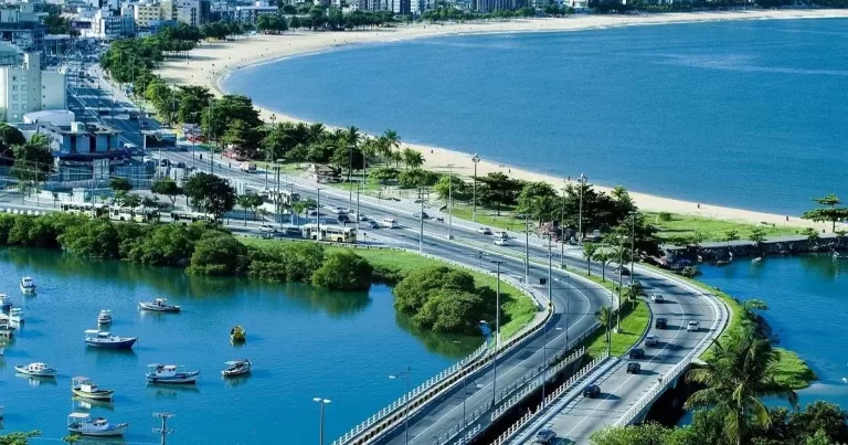 O que fazer em Vitória no final de semana: Cenário da Ilha do Boi e Praia da Ilha do Boi em Vitória, Espírito Santo