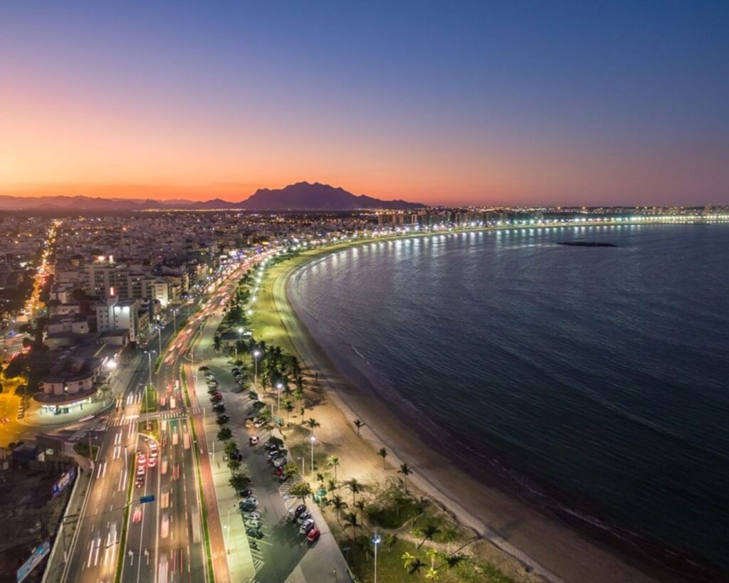 Roteiro de 3 dias em Vitória: Do Centro Histórico à Praia do Canto 1 Roteiro de 3 dias em Vitória: Praia de camburi vitoria/es