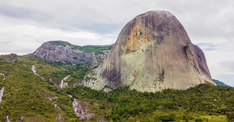 Rota do Lagarto: explore as paisagens da Pedra Azul, gastronomia de montanha e o charme das vilas. O roteiro perfeito para fugir da praia! Planeje sua viagem agora!