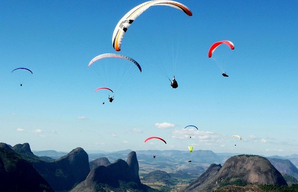 Turismo em Pancas, a Capital do Voo Livre: Um guia para aventuras e ecoturismo 2 Turismo em Pancas: a capital do voo livre, é um paraíso de ecoturismo. Descubra trilhas, grutas e paisagens incríveis. Planeje sua aventura nas alturas agora mesmo!